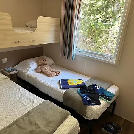 Camping Rio Vero De Alquezar אתר קמפינג *