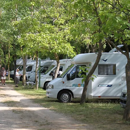 אתר קמפינג Camping Rio Vero De Alquezar אלקויזר