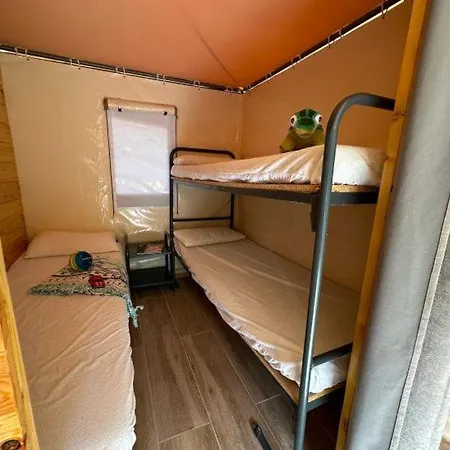 Camping Rio Vero De Alquezar אתר קמפינג אלקויזר