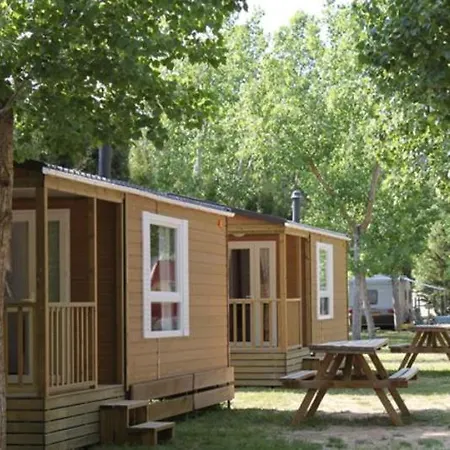 Camping Rio Vero De Alquezar אתר קמפינג אלקויזר