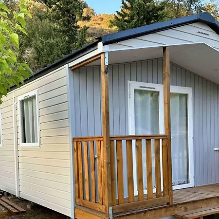 Camping Rio Vero De Alquezar * אלקויזר