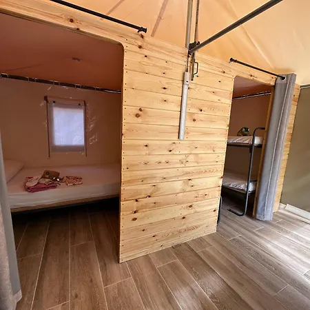 אתר קמפינג Camping Rio Vero De Alquezar אלקויזר