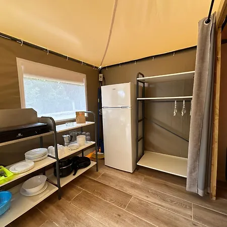 Camping Rio Vero De Alquezar אתר קמפינג אלקויזר